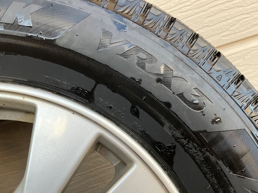 VRX3バリ溝195/65R15 セレナ純正