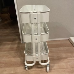 IKEA ロースフルトワゴンの画像
