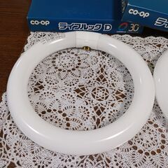 蛍光灯30型　2個の画像