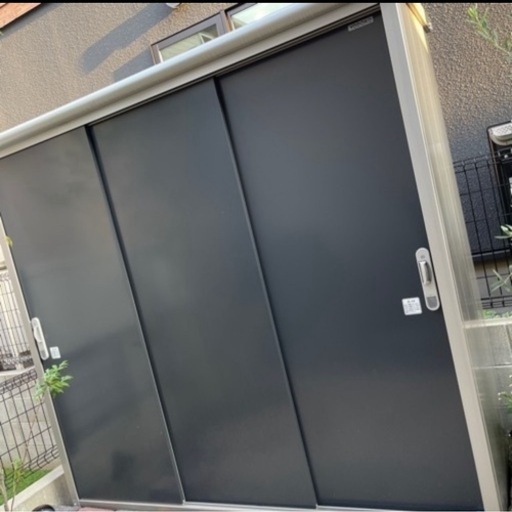 【決まりました】ヨド物置　エスモ一体型