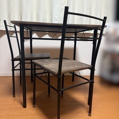 【お譲り先決定】2人用ダイニングテーブルセットの画像