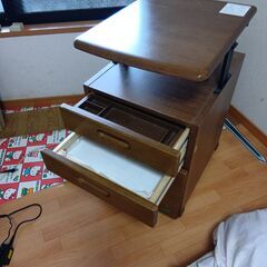 木製　袖机　差し上げます。の画像