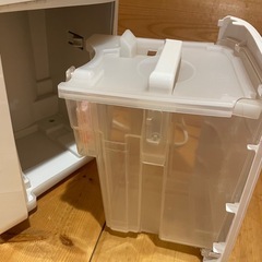 シャープ　衣類乾燥除湿機の画像