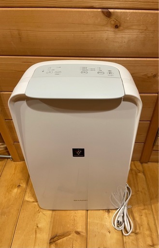 2021年式　シャープ　衣類乾燥除湿機