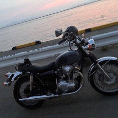 コメント早い人から値下げします
w650の画像