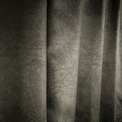 オシャレ！レザー仕上げ1級遮光カーテン 130×130cm K-wave-D-leather look 　の画像