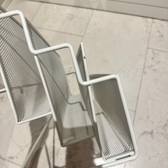 ニトリ　マガジンラック　絵本棚の画像