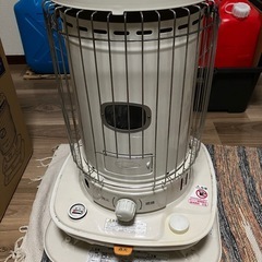 【9/24迄◉使用済コロナ灯油ストーブと灯油カンと専用キャスターの画像