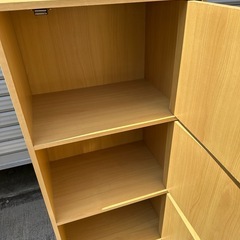 棚　3段ボックス　扉付きの画像