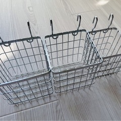 ワイヤーネット ワイヤーバスケット かご 扉裏 収納 セットの画像