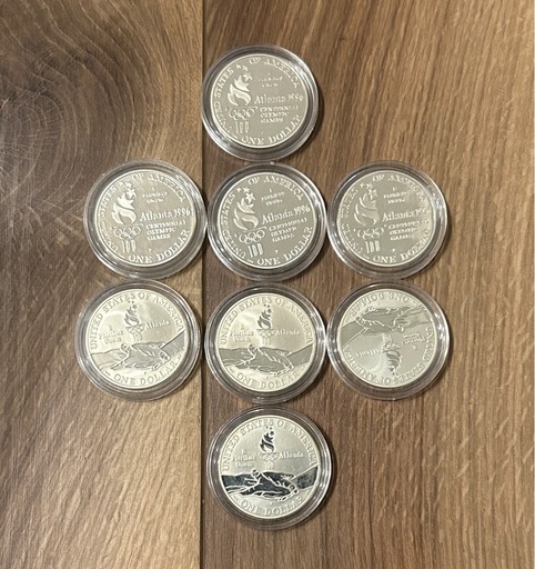 多数硬貨あり。買取してほしいです。