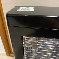 カーボンヒーターコンセント式の画像