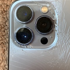 iPhone13Pro 256GB SIMフリー 背面割れ　動作確認品
　　　　　の画像