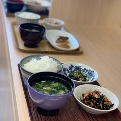 【オープニング／夜勤なし／初任者歓迎】高齢者住宅での介護スタッフの画像