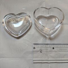 ハート型ガラス小物入れの画像