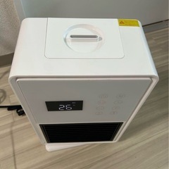 セラミックヒーター　暖房　加湿　空気清浄　超音波加湿搭載 人感センサーの画像