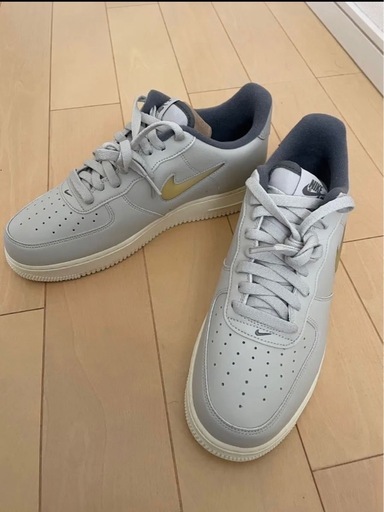 【未使用】NIKE エアフォース1 07LX