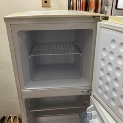  小型冷凍冷蔵庫
の画像
