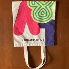 ルイヴィトンノベルティトートバッグの画像
