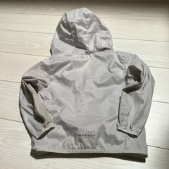 UNIQLO 110 ポケッタブルパーカーの画像