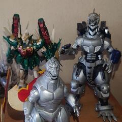 ゴジラ プラモデルの画像