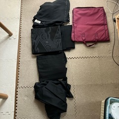 喪服着物家紋入り　和装グッズ色々の画像