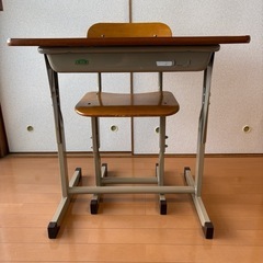 学校机の画像