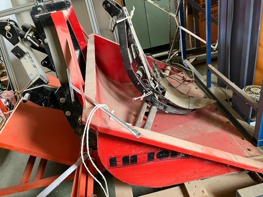 トラクターにつける除雪ブレード