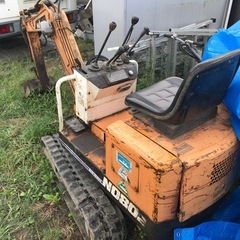 ミニユンボハニックスの画像