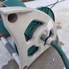 長いホースの画像