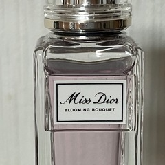 Dior ロールフレグランス の画像
