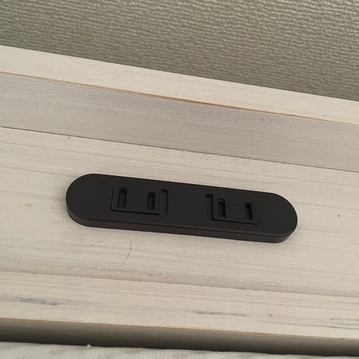 セミダブルベッドフレーム　ホワイト　白