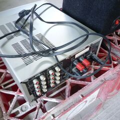小型アンプとスピーカーの画像