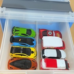 トミカ　パーキングケース　セットの画像