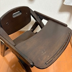 【丈夫】木製ベビーチェアの画像