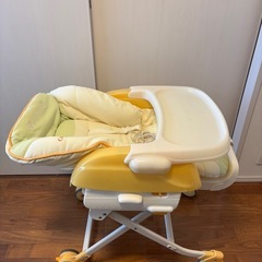 Combi  ハイローチェアの画像