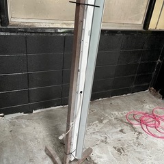 蛍光灯スタンドの画像