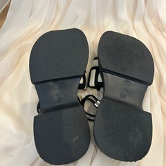 厚底サンダル 23.5cmの画像