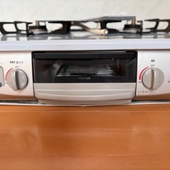 【美品2024】リンナイガスコンロ左強火の画像