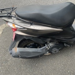 分割可能　大阪府　八尾市　アドレスV125S リミテッド　書類、純正キー２本付き の画像