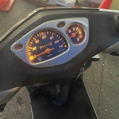 小型バイクシグナス125ccの画像