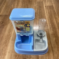 ペット用給餌器【町田市再生家具】　0914の画像