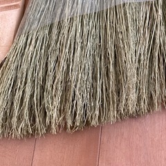 藁ほうき、洗濯板の画像