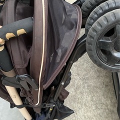 ベビーカーとベビーカー用品の3点セットの画像