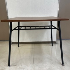 《引き渡し中京区》ニトリ　天然木テーブル　800✖️800の画像