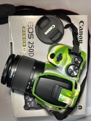 Canon EOS 250D（EOS Kiss X10） 迷彩デザイン(セット一式)