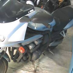 YAMAHA FZ400 銀 エンジン始動動画 車検取得で乗れます 半額配送キャンペーン 期間限定 現状渡し諸経費￥0- 横浜 P-Yardの画像