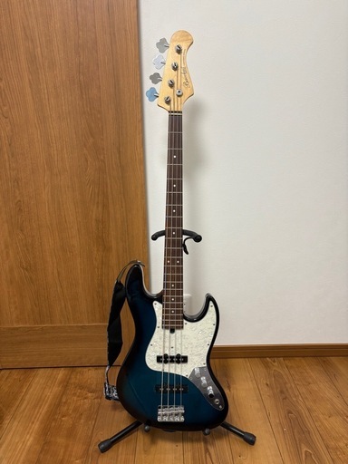 Bacchus バッカス エレキベース 【スタンド・ストラップ・ソフトケース付
】 Bacchus バッカス エレキベース 【スタンド・ストラップ・ソフトケース