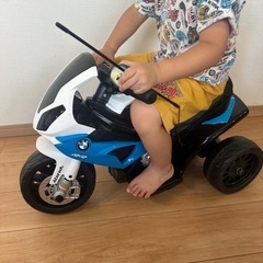 BMW子供用電動バイクの画像