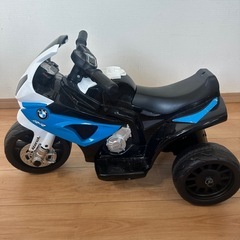 BMW子供用電動バイクの画像